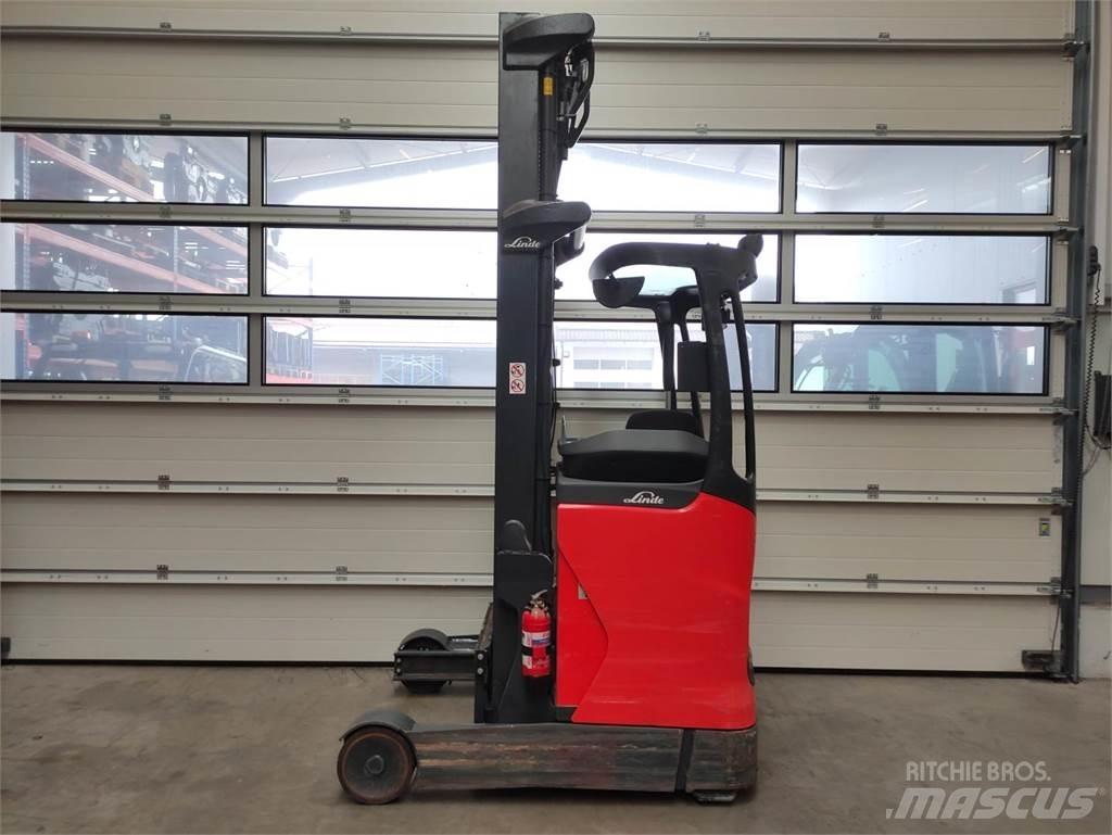 Linde R12B-01-1120 Reach truck - depo içi istif araçları