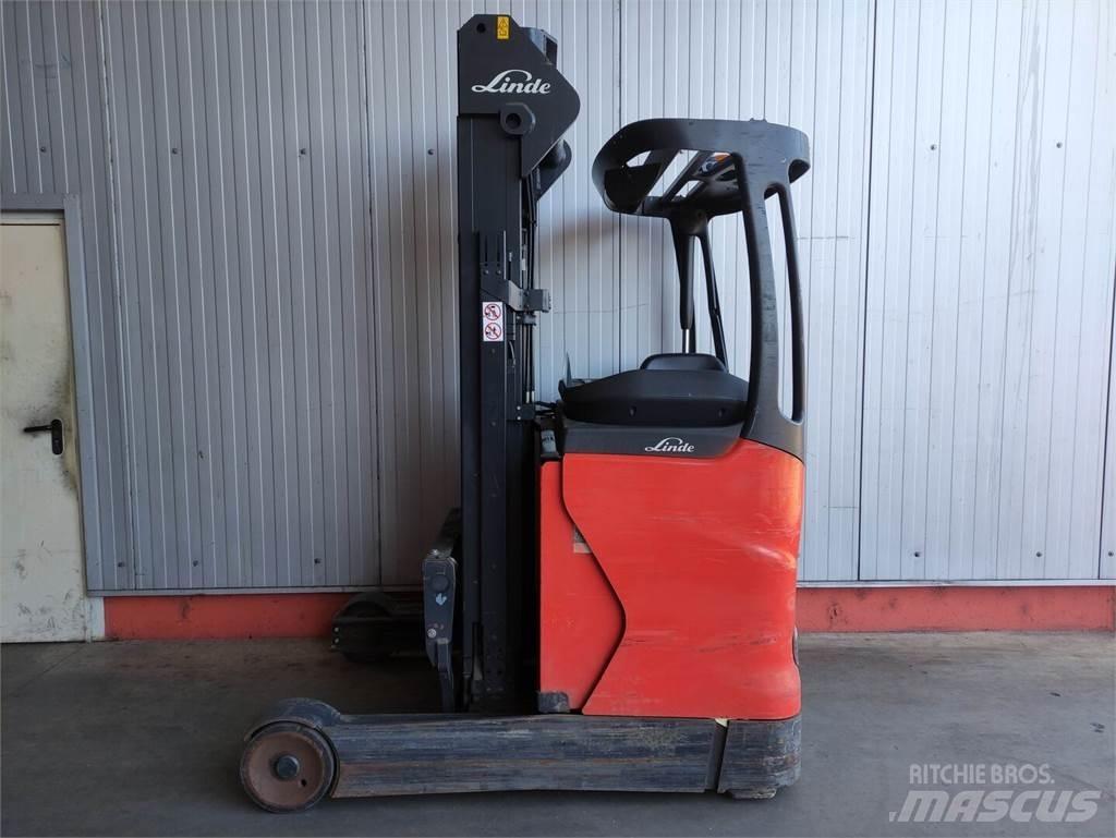 Linde R16-01-112 Reach truck - depo içi istif araçları