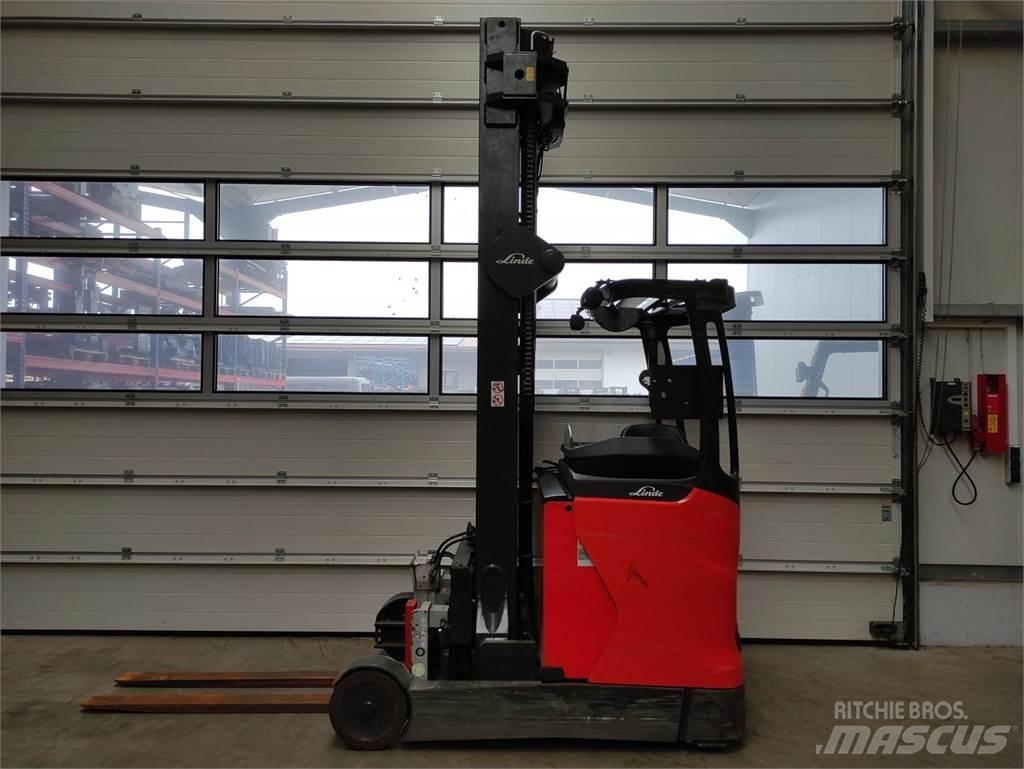 Linde R20-1120 Reach truck - depo içi istif araçları