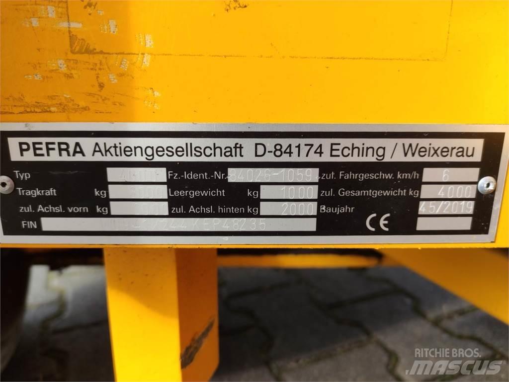 Pefra 4000 Diger çekiciler