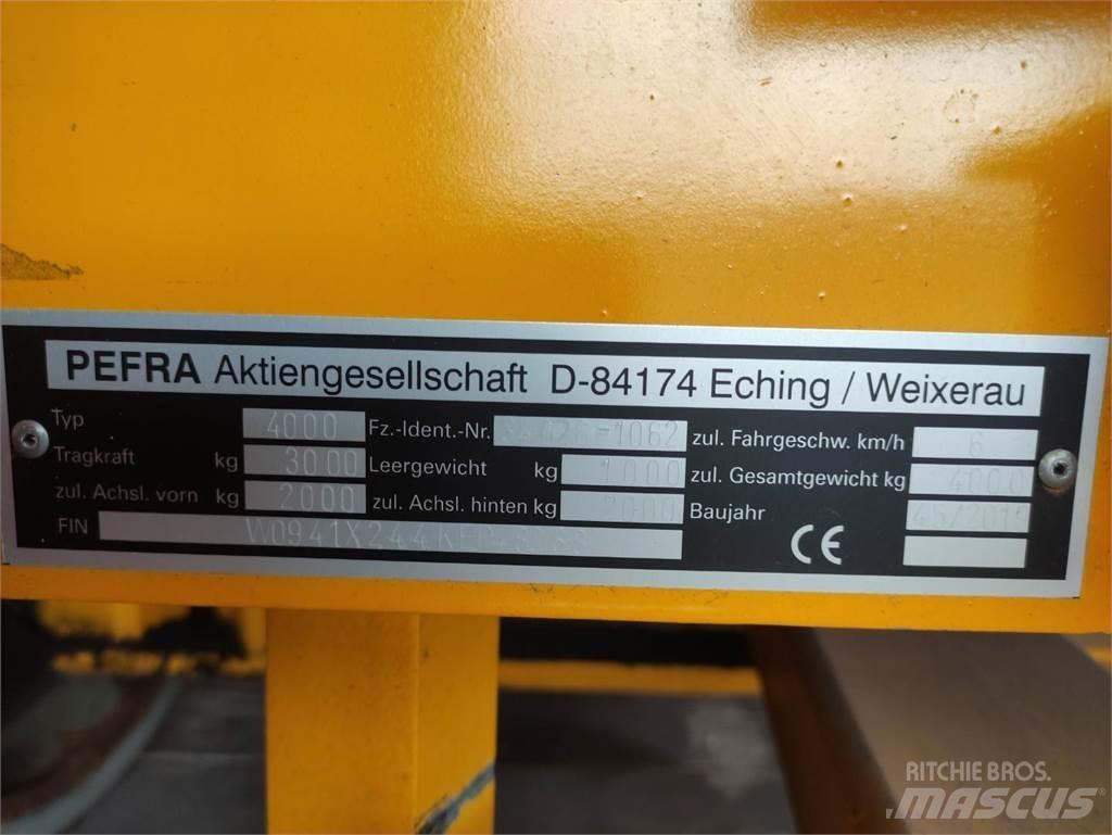 Pefra 4000 Diger çekiciler