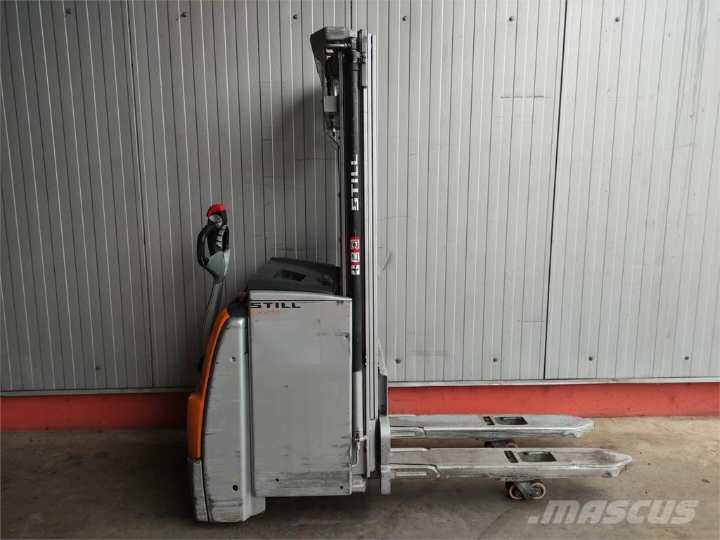 Still EXV 16i Yaya kumandali istif makinasi