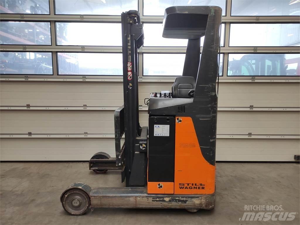 Still FM 12 Reach truck - depo içi istif araçları