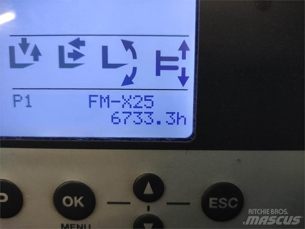 Still FM-X-25 (LACK NEU) Reach truck - depo içi istif araçları