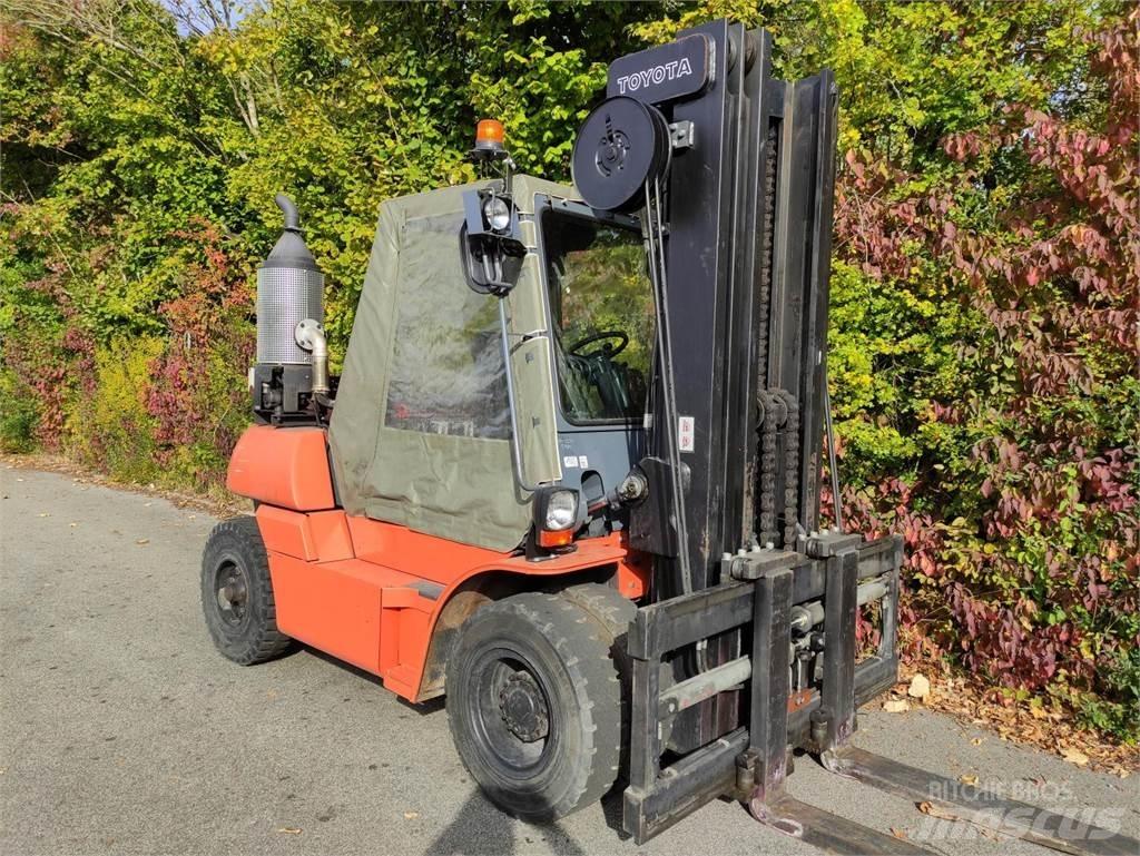 Toyota 50-5FD60 Dizel forkliftler