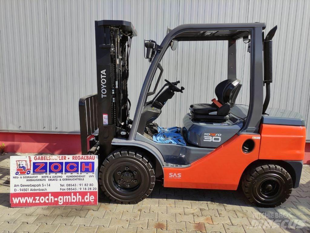 Toyota 52-8FDF30 Dizel forkliftler