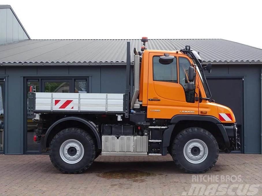 Unimog U218 4X4 3 ZITS HYDRAULIK ZAPFWELLE CAMERA 21TKM Traktörler