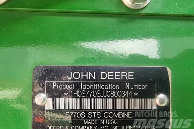 John Deere S770 Diger kamyonlar