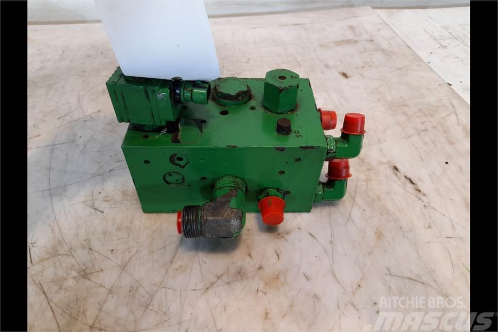 John Deere 7710 Suspension control valve Hidrolik