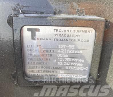Trojan 120CL 42" DIGGING BUCKET Diger parçalar