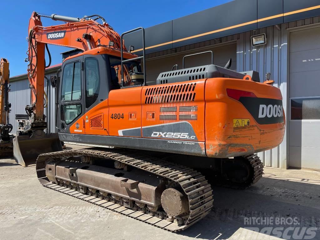Doosan DX 255 NLC-5 mit OQ70/55 Crawler excavators