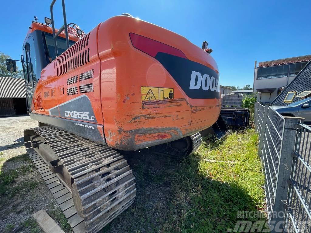 Doosan DX 255 NLC-5 mit OQ70/55 Crawler excavators