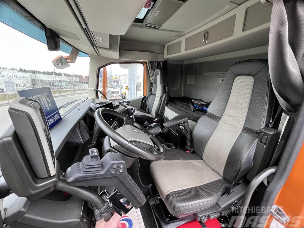 Volvo FH Kranväxlare med front plog & Reco drive Vinçli kamyonlar
