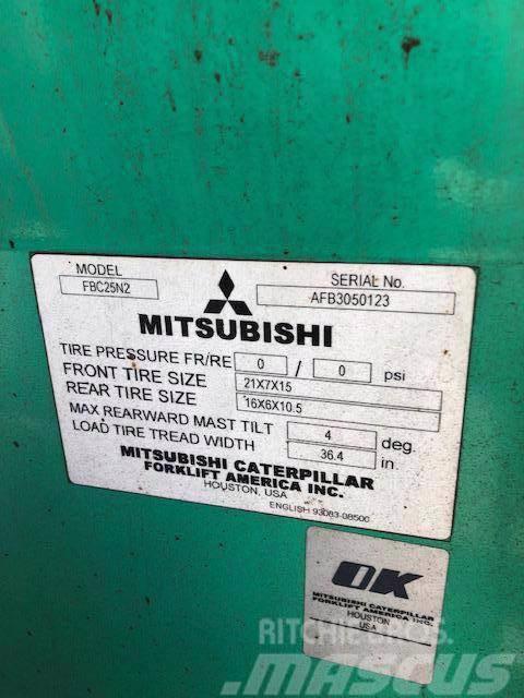 Mitsubishi FBC25N Elektrikli forkliftler