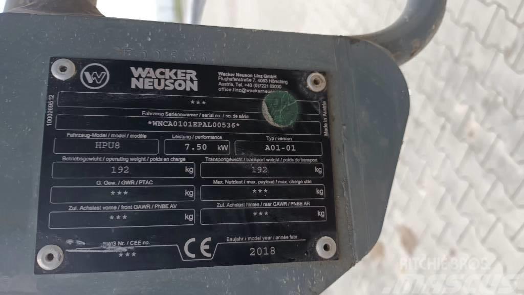 Wacker Neuson HPU 8 Paletli ekskavatörler