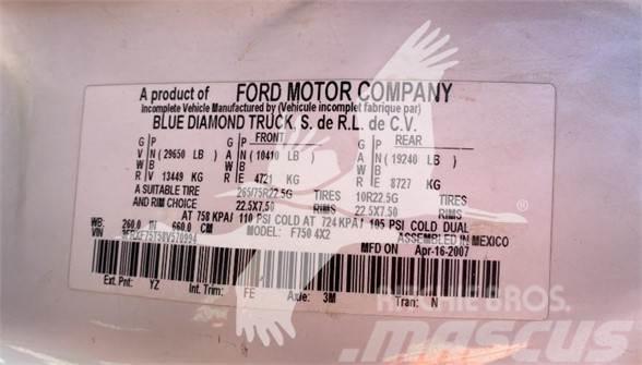 Ford F750 Diger