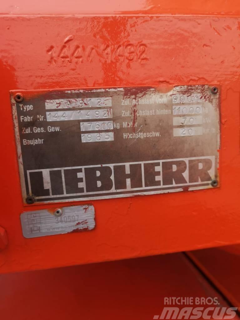 Liebherr A 912 Lastik tekerli ekskavatörler