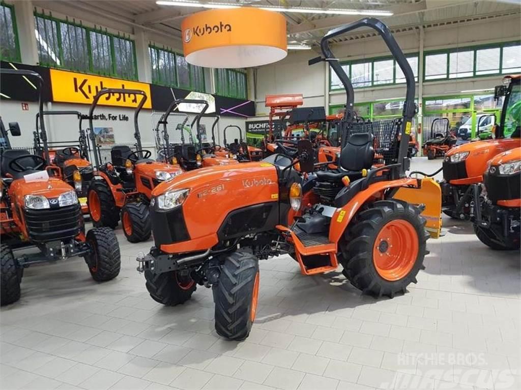 Kubota b2-261 hydrostat Traktörler