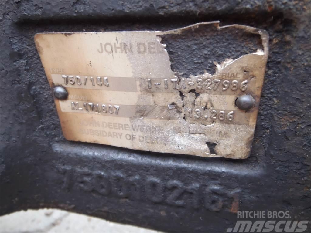 John Deere 6930 Front Axle Sanzuman