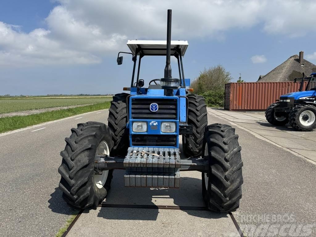 New Holland 110-90DT Traktörler