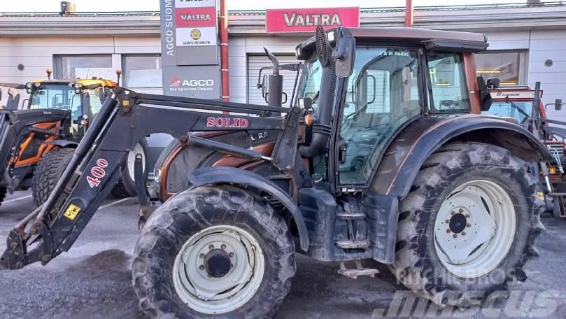 Valtra N142 VERSU Tractors