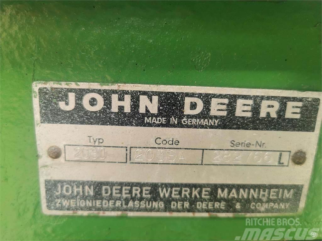 John Deere 2030 Traktörler