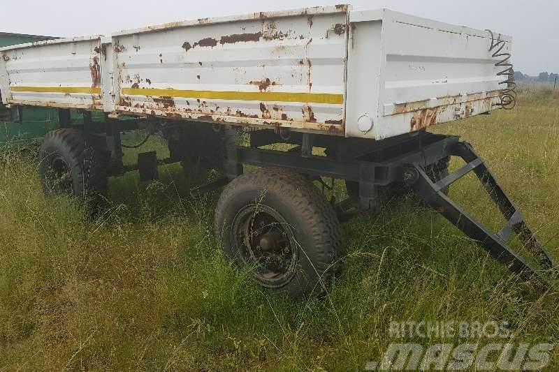  4 wheel trailer Diger kamyonlar