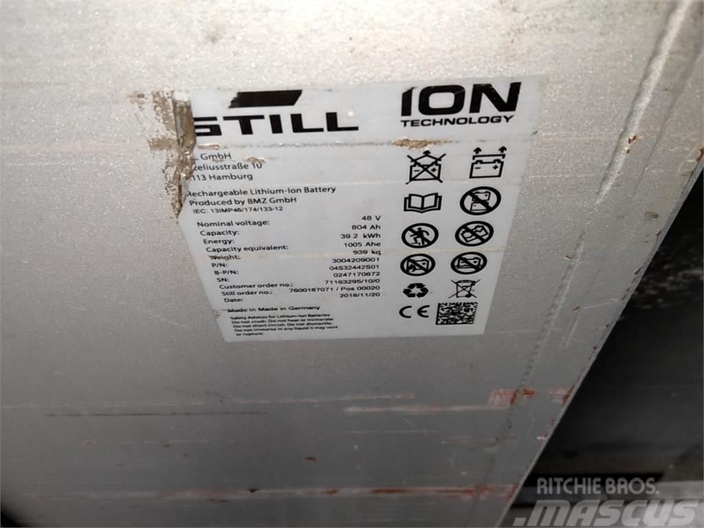 Still FM-X12/LIION Reach truck - depo içi istif araçları
