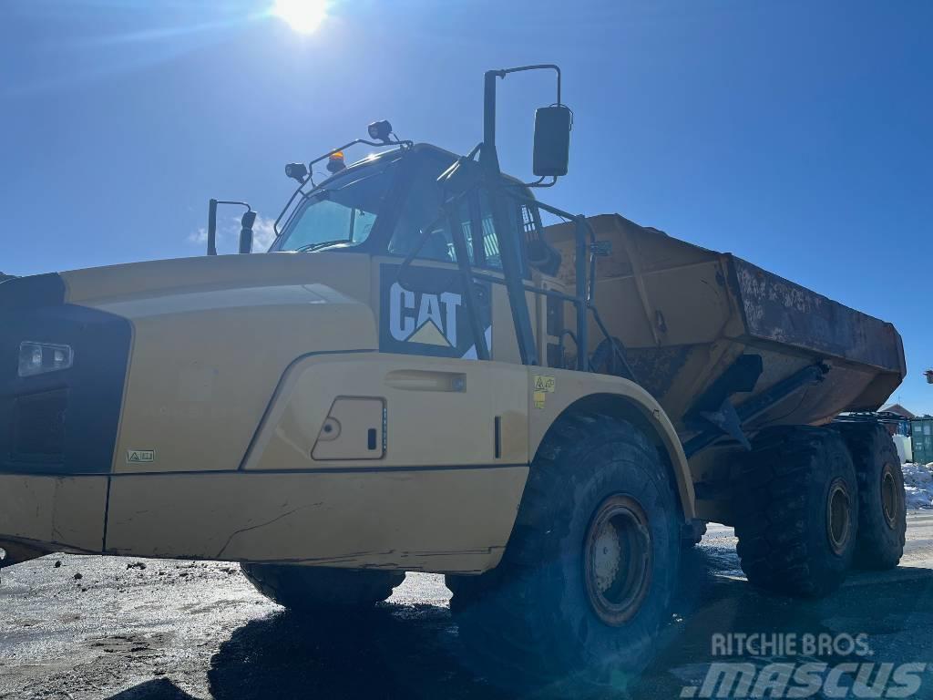 CAT 740 B Belden kirma kaya kamyonu