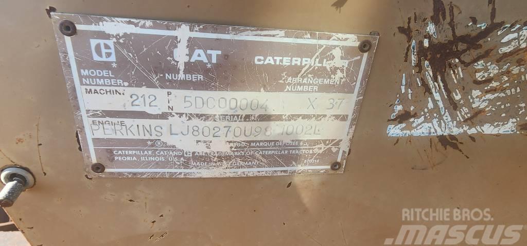 CAT 212 Lastik tekerli ekskavatörler