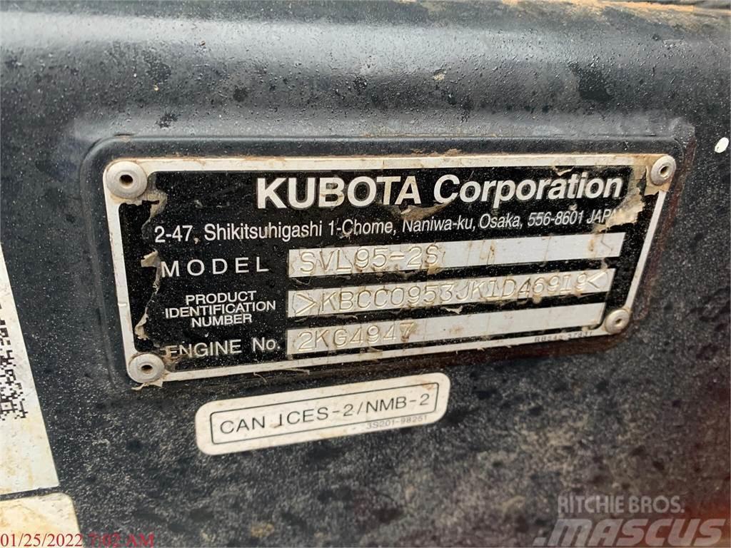 Kubota SVL95-2S Skid steer loderler