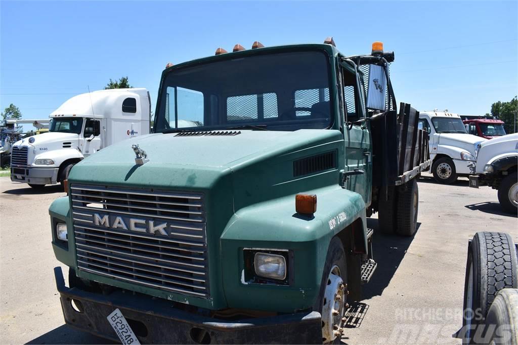 Mack MIDLINER CS200 Damperli kamyonlar