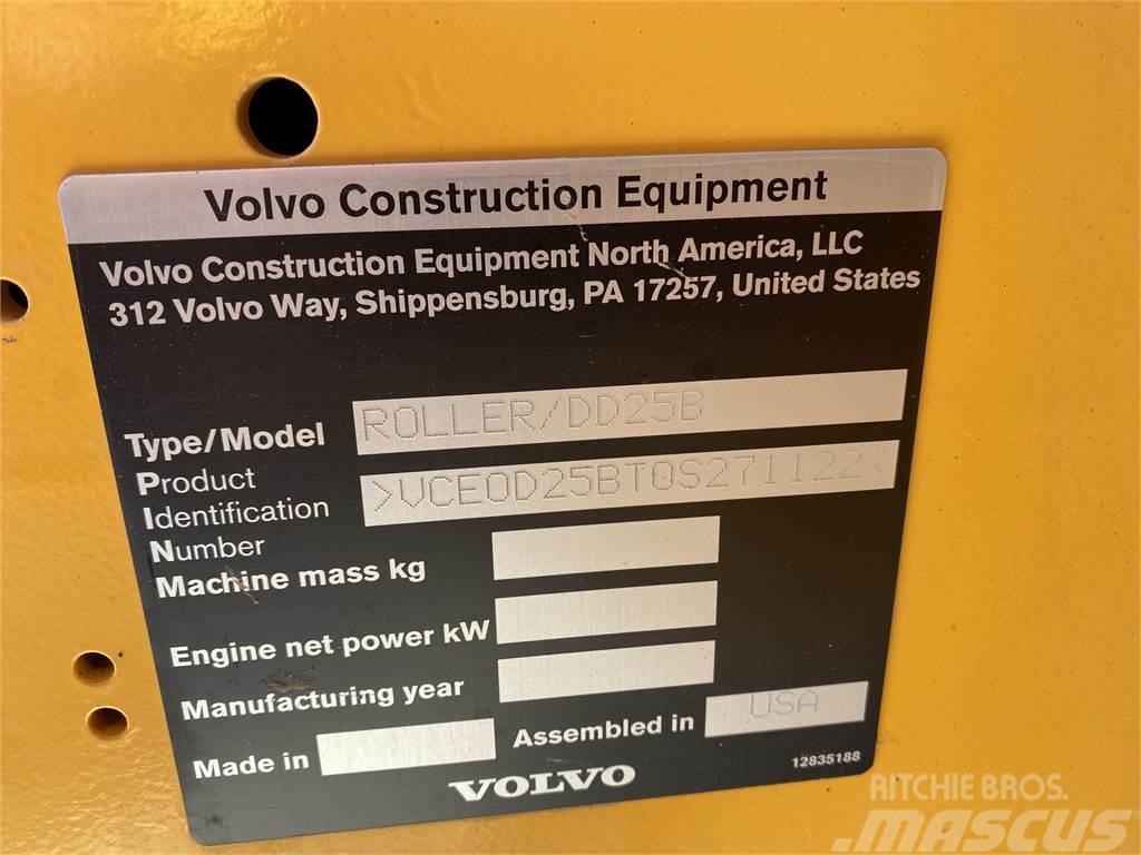 Volvo DD25B Çift tamburlu silindirler