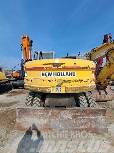 New Holland MH4.6 Lastik tekerli ekskavatörler