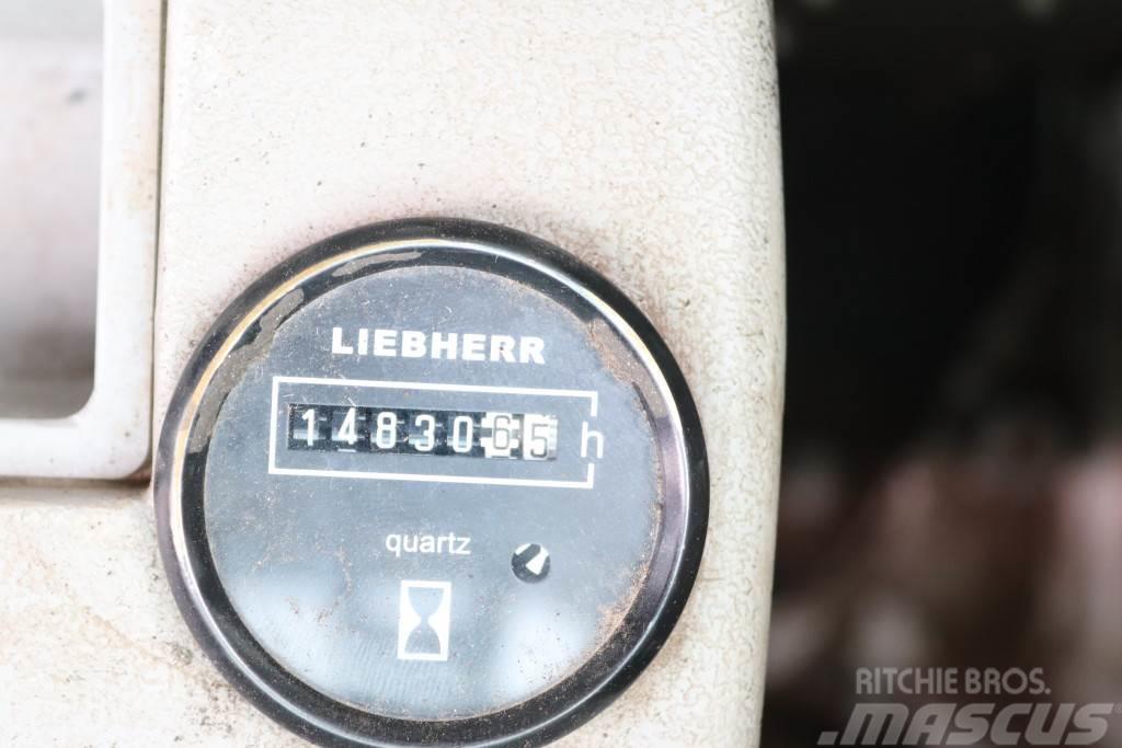 Liebherr A 924 C Umschlagbagger mit Greifer Lastik tekerli ekskavatörler