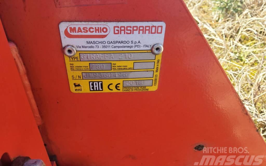 Maschio Giraffa 210 Hasat makineleri