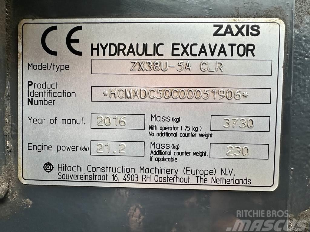 Hitachi ZX38U-5A Paletli ekskavatörler