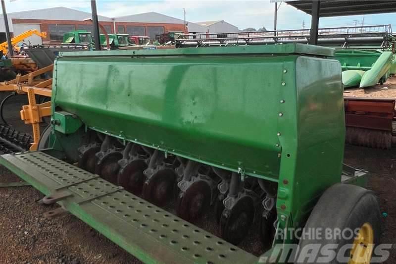 John Deere JD Wheat Planter 3m Diger kamyonlar