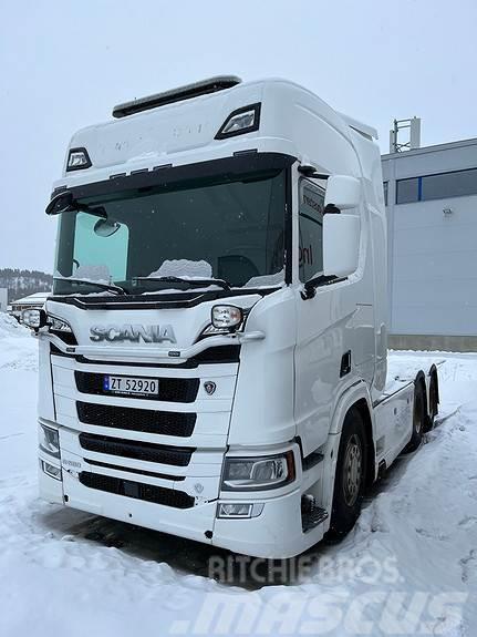 Scania R580 6X4 Hydraulikk, brøytefeste/uttak for spreder Çekiciler