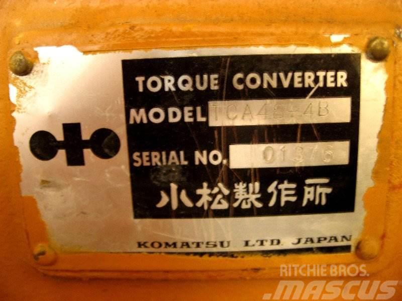 Komatsu HD325-3 Getriebe Diger parçalar