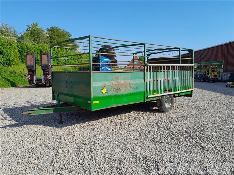  - - -  OE-VOGN Other trailers