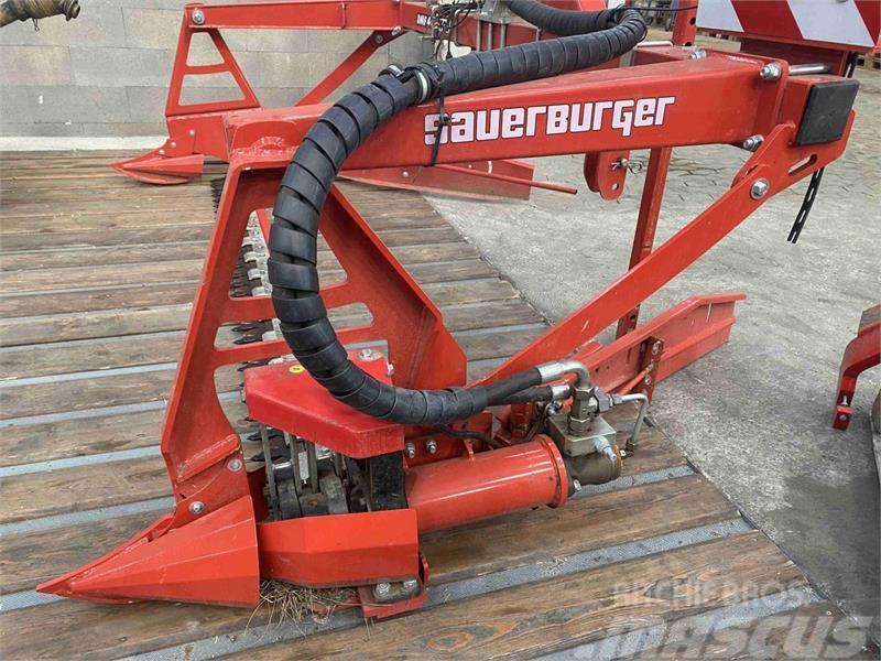 Sauerburger DMF44 Kendi yürür saman makinaları