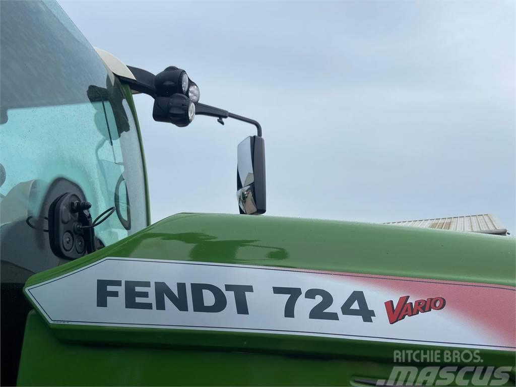 Fendt 724 Vario Traktörler
