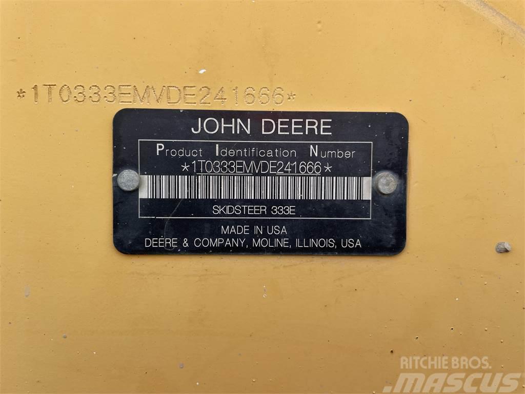 John Deere 333E Mini yükleyiciler