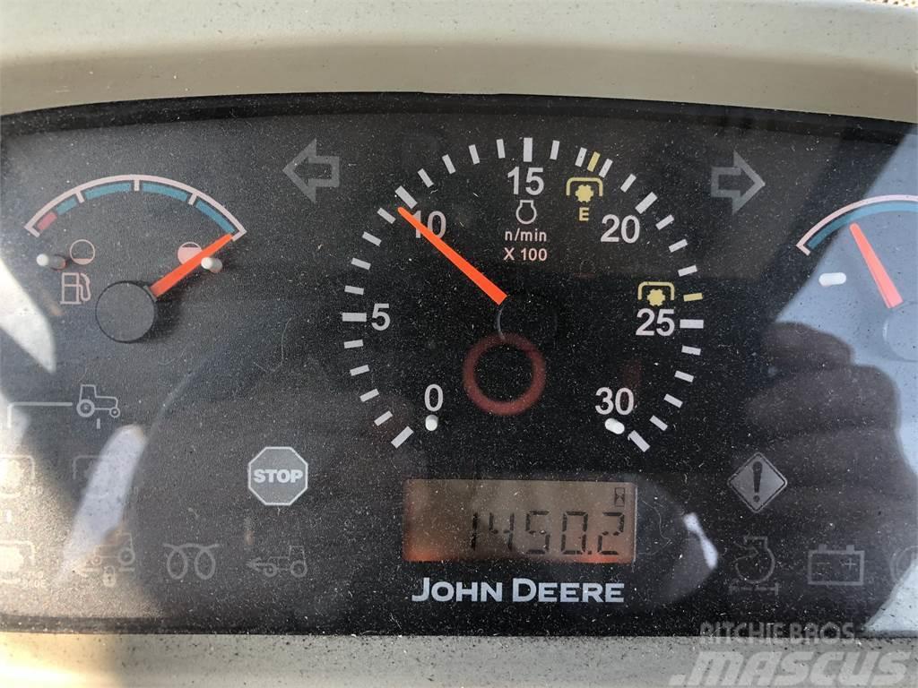 John Deere 4720 Traktörler