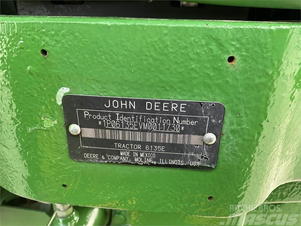 John Deere 6135E Traktörler
