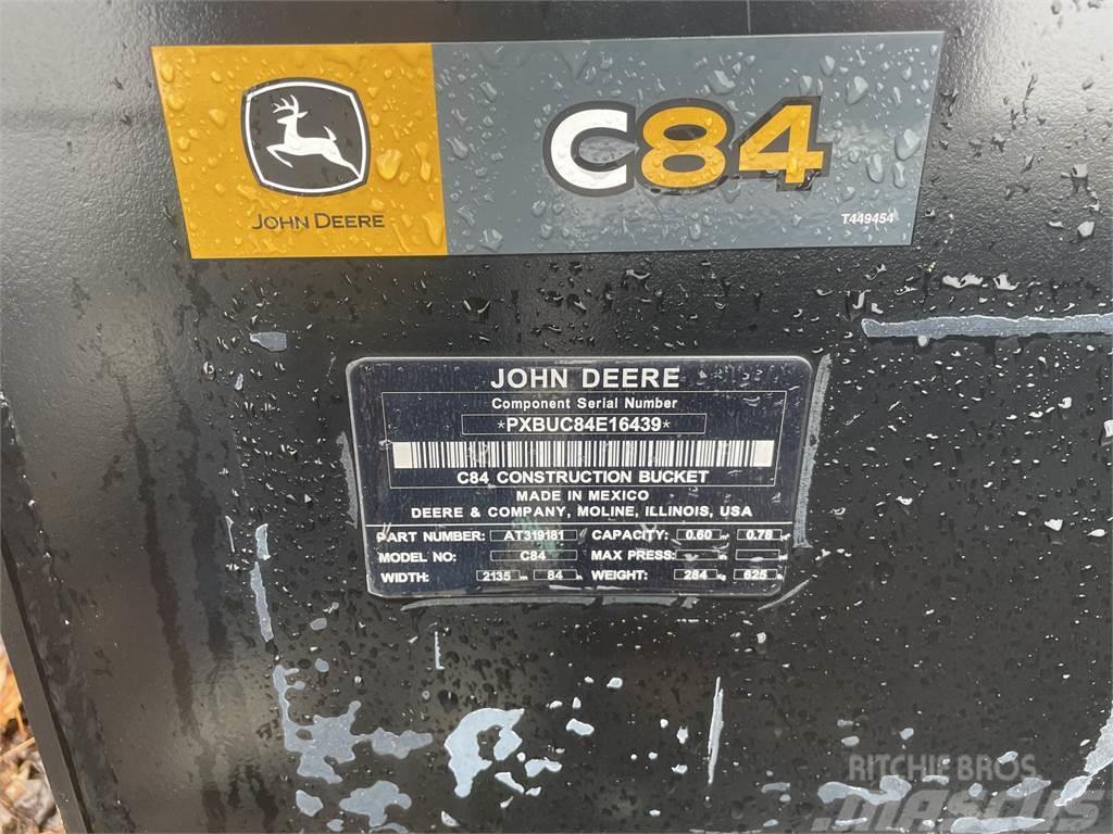 John Deere C84 Diger