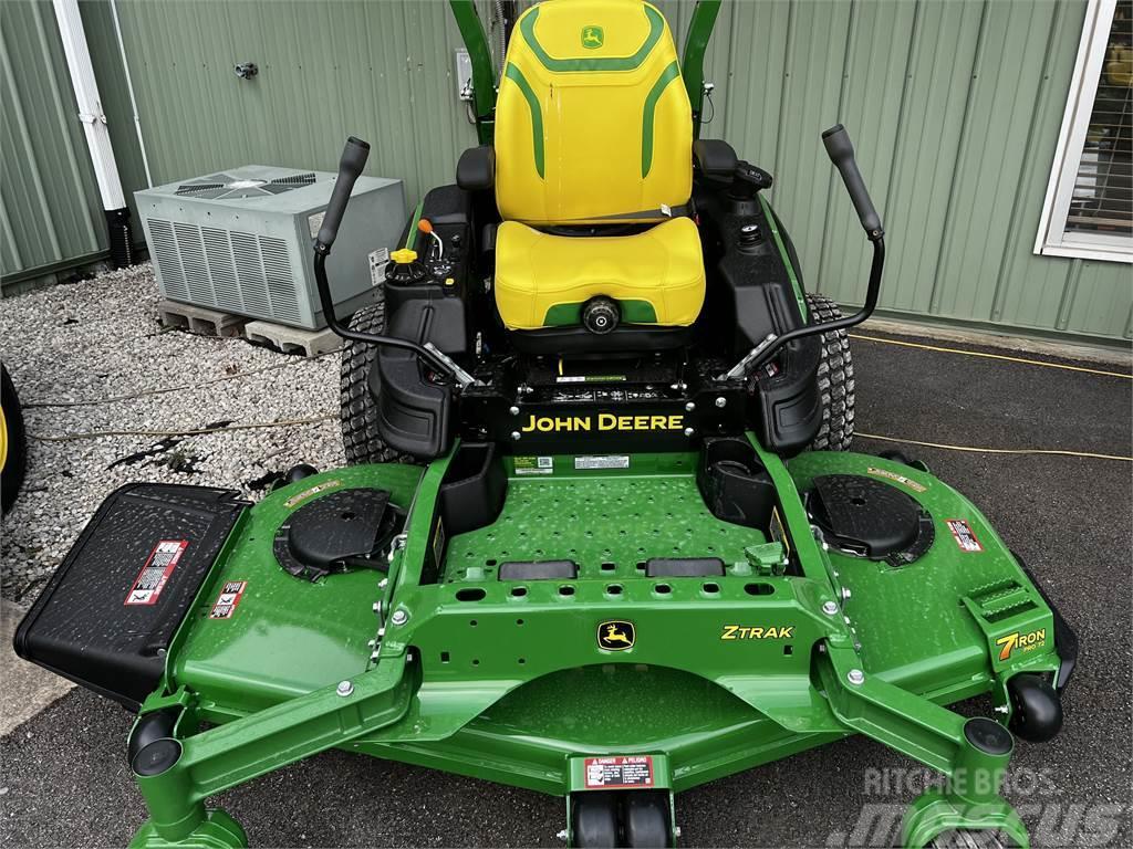 John Deere Z950R Sıfır dönüşlü çim biçme makineleri