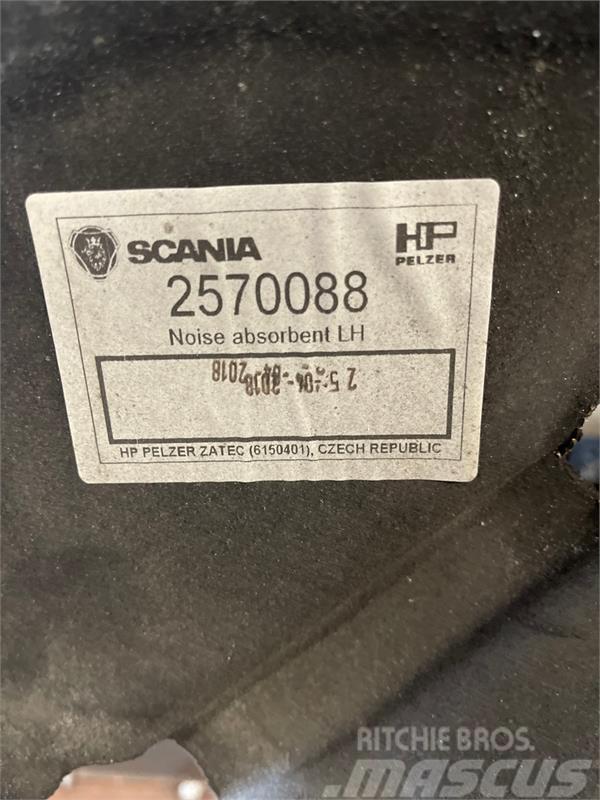 Scania  CAB FLOOR 2570088 Diger aksam