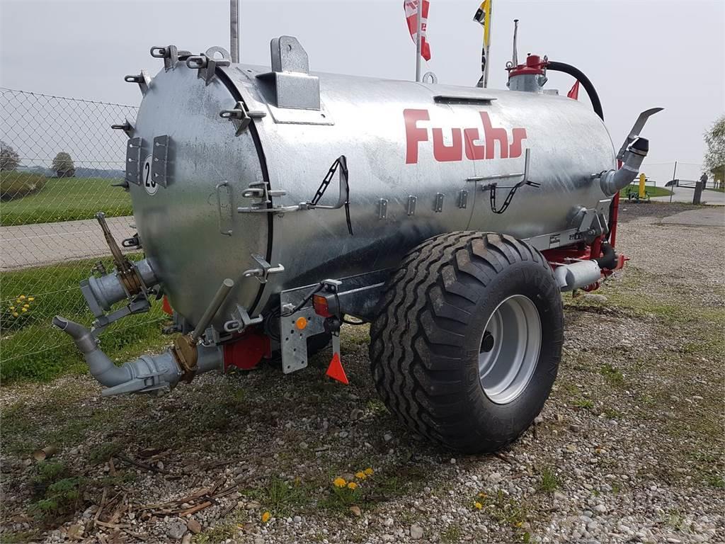 Fuchs Güllefass VK 5,5 E mit 5700 Liter Sivi gübre ve ilaç tankerleri